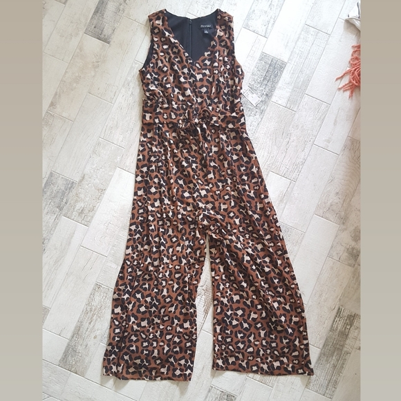 Roz & ali jumpsuit Clearance